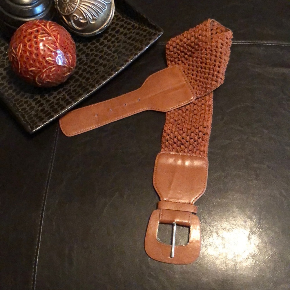 🔥Cute, brown wide unique belt!